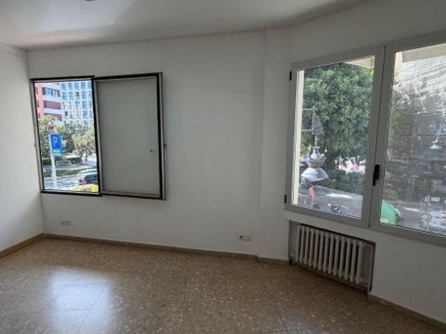 Local Comercial en alquiler en Extramurs, Comarca de València