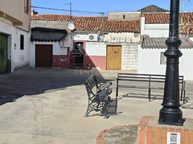 Casa en venta en Almoharín, Extremadura