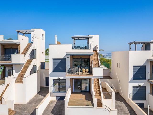 Casa en venta en San Miguel De Salinas, Las Escalericas