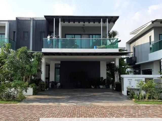 House for sale in Tanjong Sepat, Selangor
