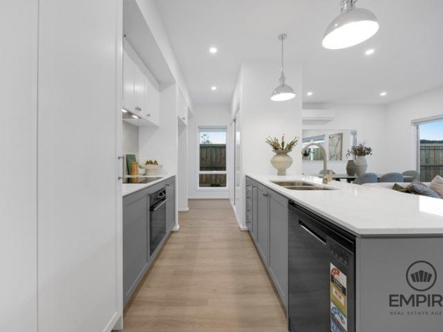 House for sale in Smiths Lane Estate, Melbourne