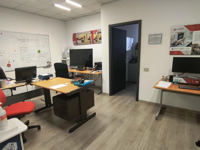 Ufficio in affitto a Zona Omogenea Milano Nord, Sesto San Giovanni