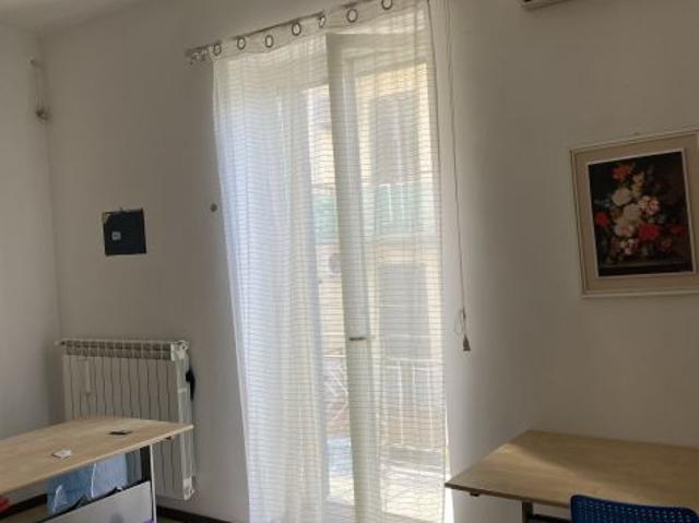 Stanza in affitto a Municipio 2, Puglia