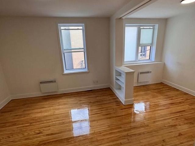 Apartment for rent in La Cité-Limoilou, Québec