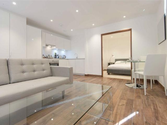 Apartment for rent in Whitechapel, Greater London
