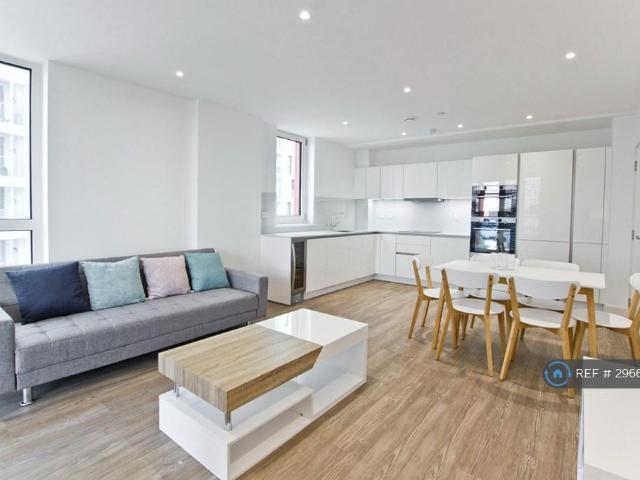 Apartment for rent in East Greenwich, Greater London