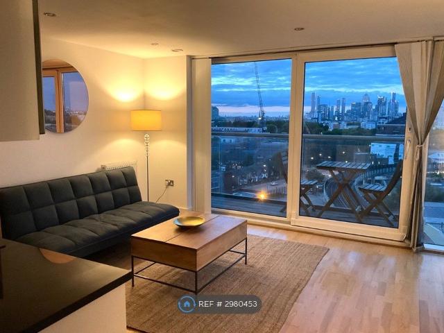 Studio for rent in London Borough of Lewisham, Deptford