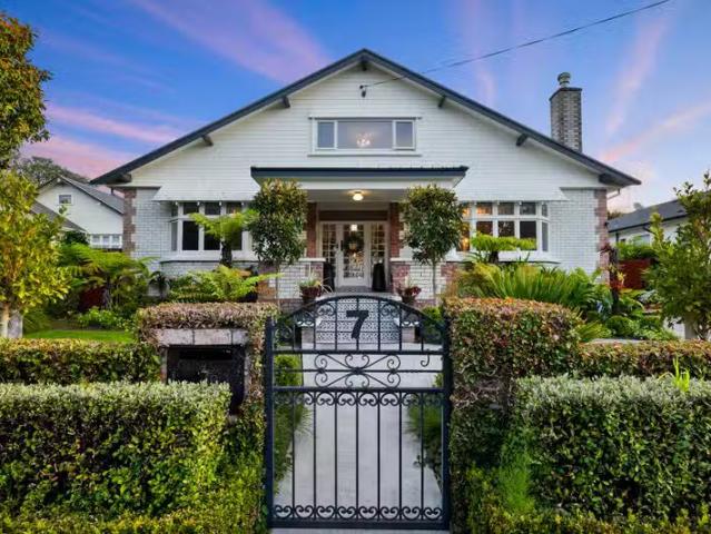 House for sale in Hillsborough, Taranaki
