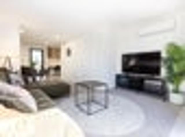 Townhouse for sale in Heathcote, Canterbury