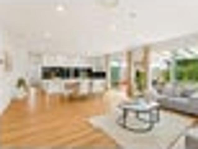 House for sale in Schnapper Rock, Upper Harbour