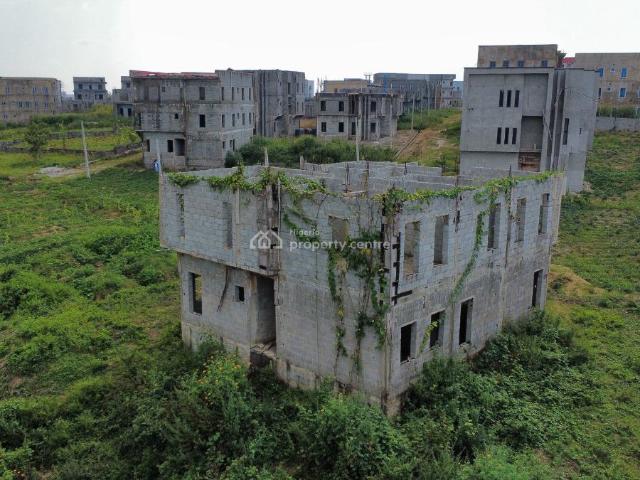 Detached duplex for sale in Abuja, Sokoto