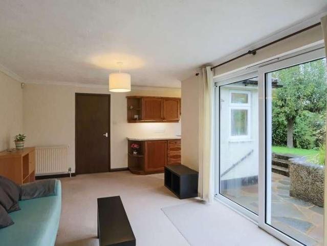 Apartment for rent in London Borough of Croydon, Greater London