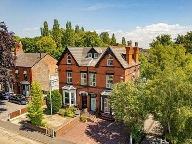 House for sale in Widnes