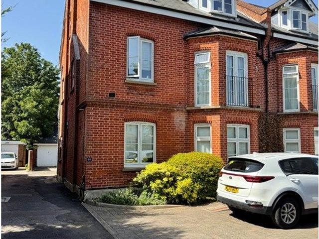 Apartment for rent in Surbiton, Greater London