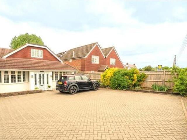 House for sale in Polegate, Cross In Hand
