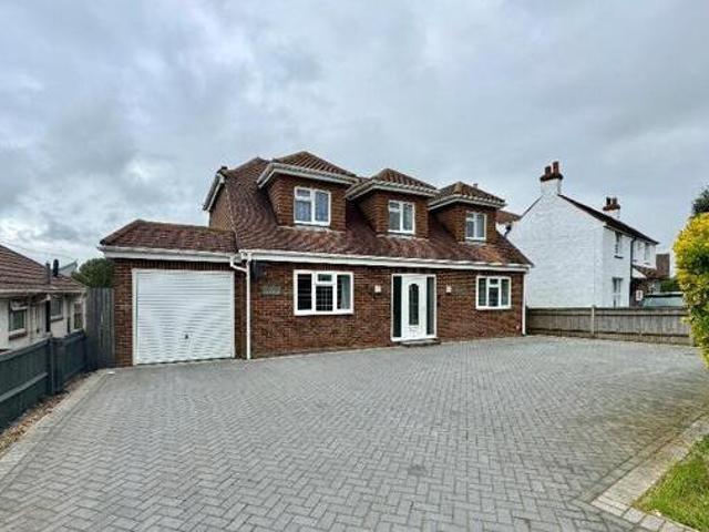 House for sale in Polegate, Cross In Hand