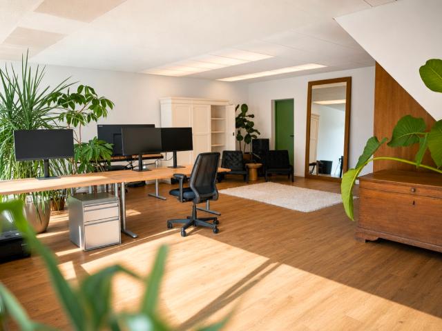 Bedrijfspand te huur in West, Amsterdam