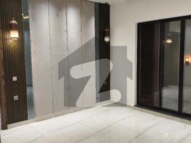 House for sale in Faisalabad, Islamabad Capital Territory