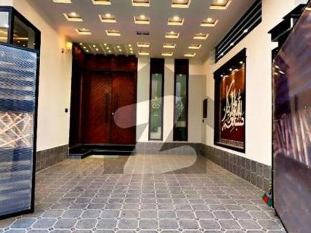 House for sale in Faisalabad, Islamabad Capital Territory