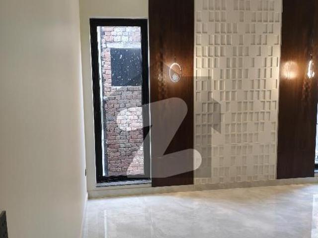 House for sale in Faisalabad, Islamabad Capital Territory