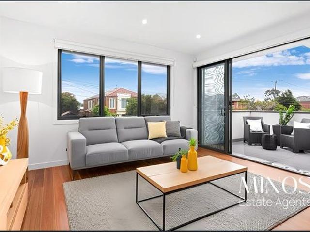 Townhouse for rent in Camerons Creek, Victoria