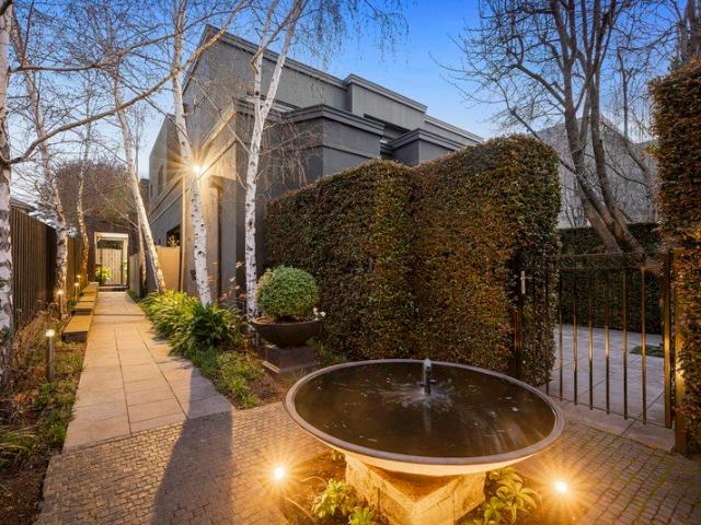 Apartment for sale in Camerons Creek, Victoria