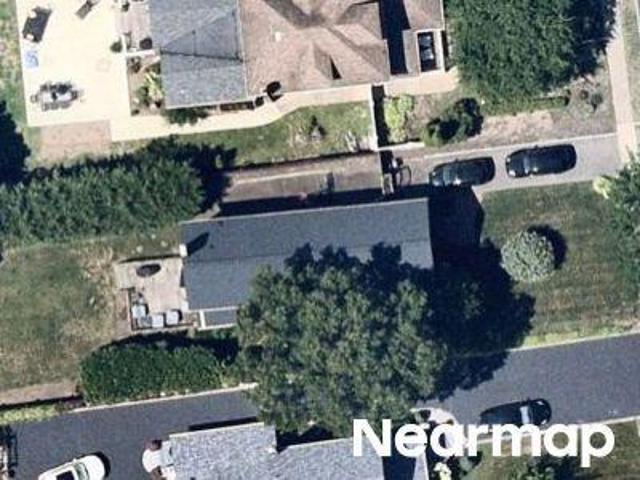 House for sale in Bohemia, New York
