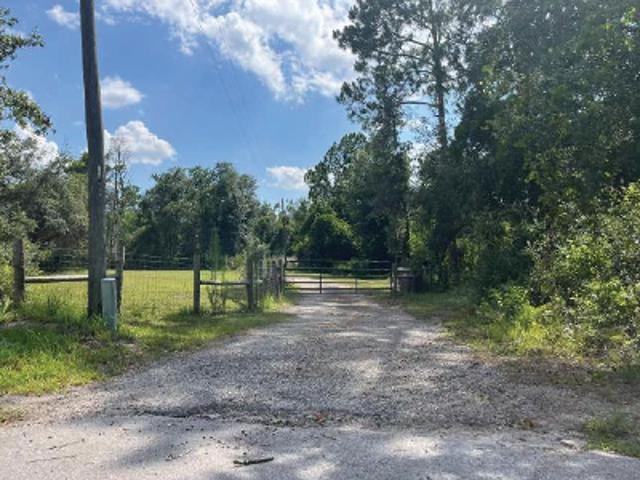 House for sale in Deland, Florida