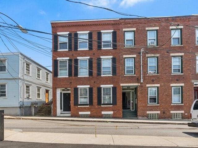 Condo for sale in Chelsea