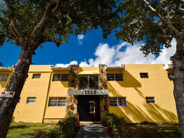Apartment for rent in North Miami, Florida