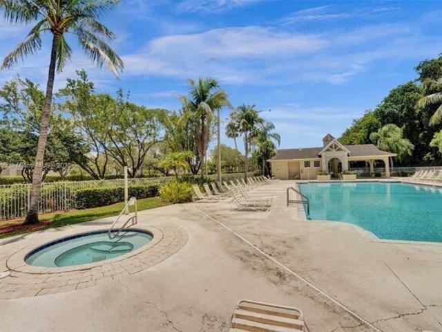 Condo for sale in Tamarac