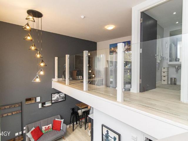 Apartment for rent in City Centre, Falcon Lodge