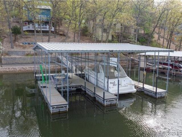 House for sale in Gravois Mills