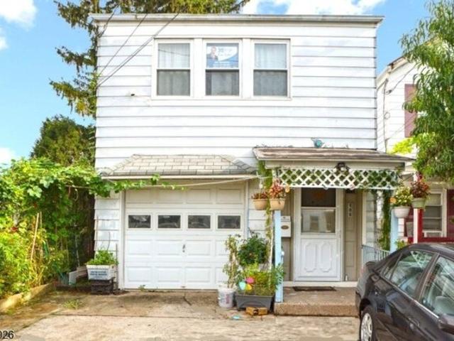 House for sale in Passaic, New Jersey