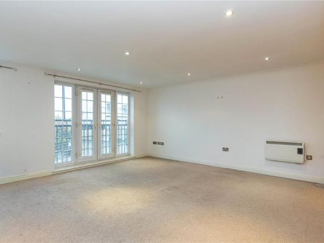 Room for rent in Chelford