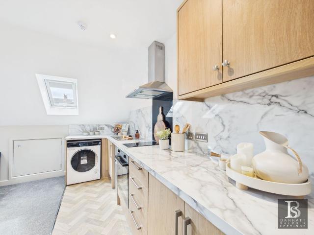 Studio for rent in Rodbourne, Swindon