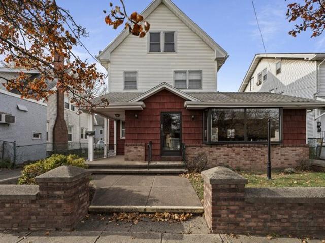House for sale in Hamden, Connecticut
