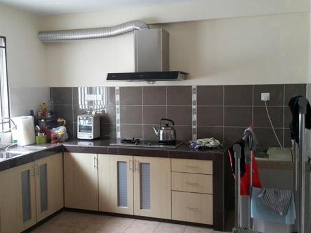 Townhouse for sale in Petaling, Damansara Damai