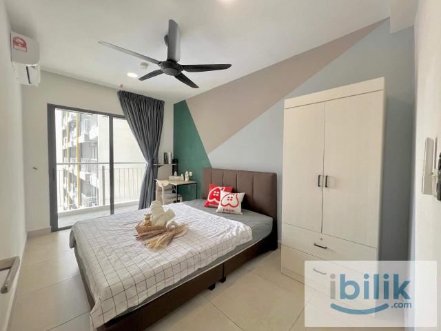 Room for rent in Petaling, Alam Impian