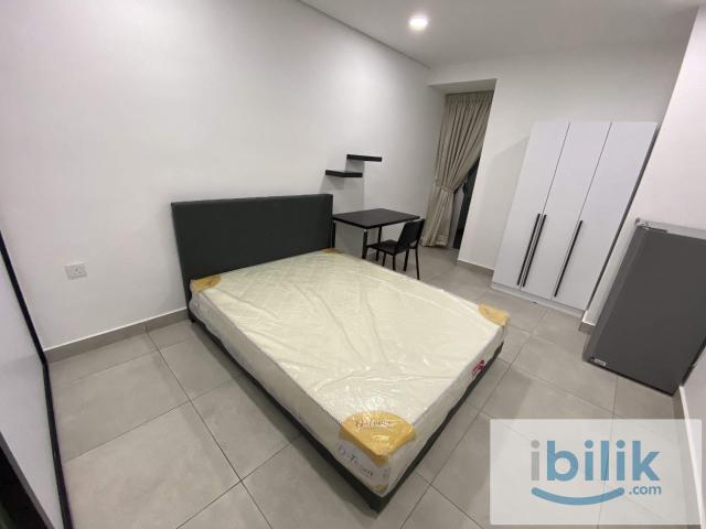 Room for rent in Petaling, Alam Impian
