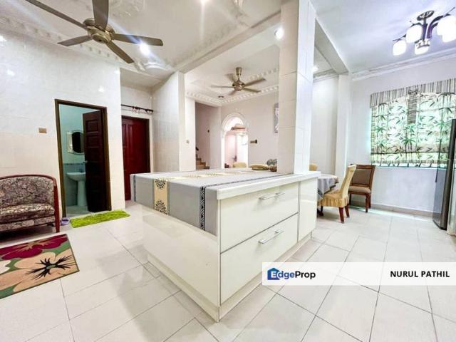 House for sale in Petaling, Alam Impian