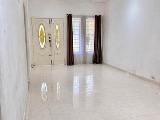 Terraced House for rent in Petaling, Alam Impian