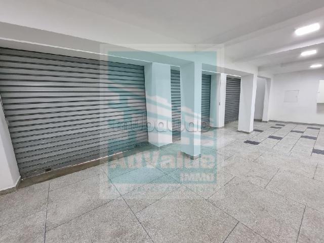 Local commercial location à Anfa, Gharb-Chrarda-Beni Hssen