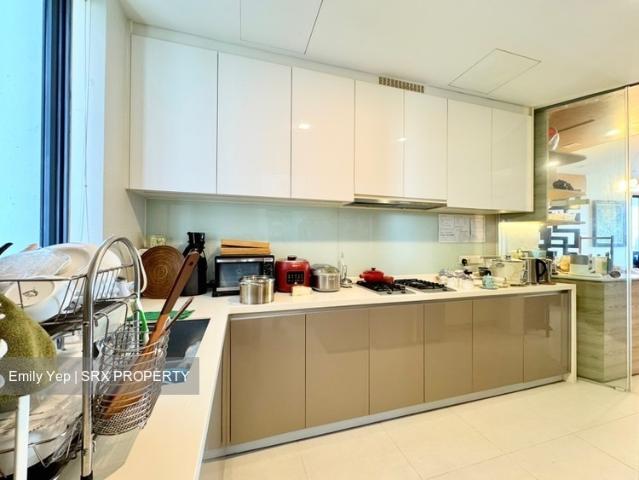 Condominium for sale in Holland