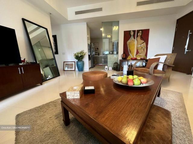 Condominium for sale in Holland