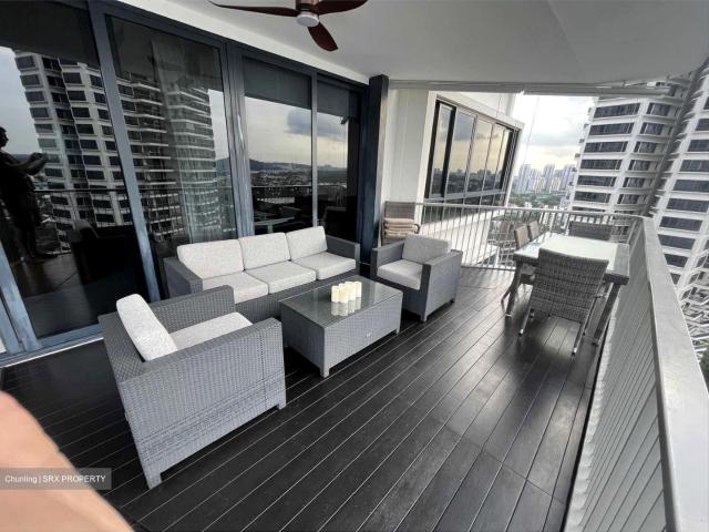 Condominium for rent in Holland