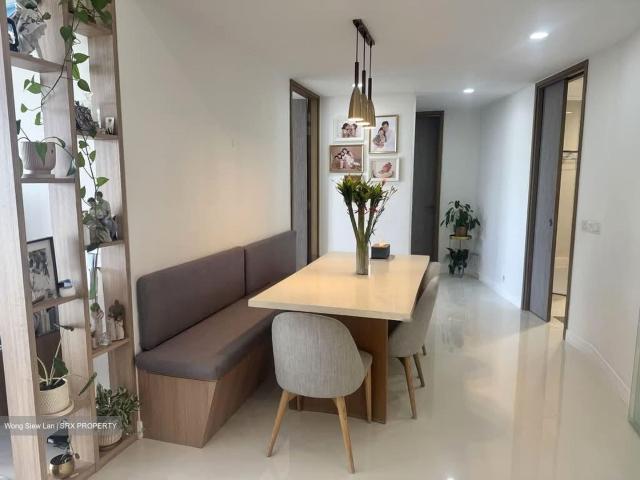 Condominium for rent in Holland