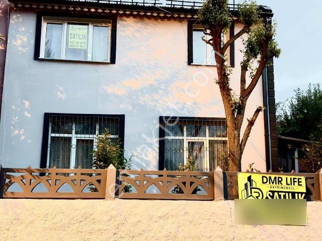Karşıyaka - Esenyurt, Sivas Merkez içerisinde satılık Villa