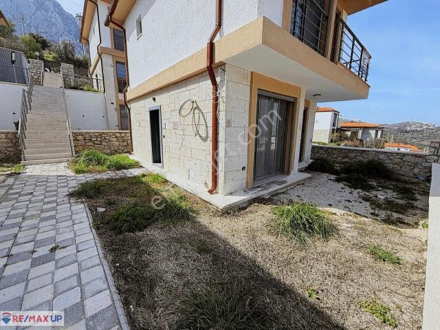Karaburun, İzmir içerisinde satılık Villa