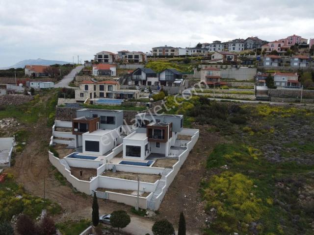 Yenibağarası Mahallesi, Foça içerisinde satılık Villa